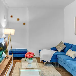Apartment Stylish 2bd In Brooklyn Heights, New York