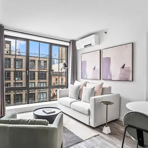 Apartment Modern 2-br With Southern Views, New York