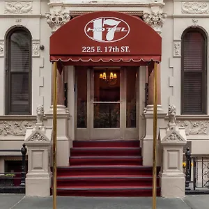 17 - Extended Hotel
